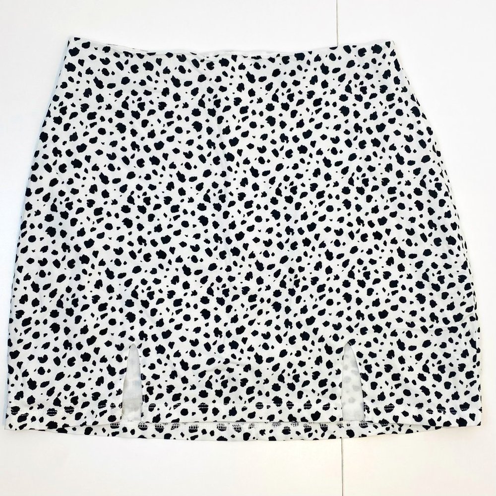 Kendall + Kylie Black & White Print Skirt